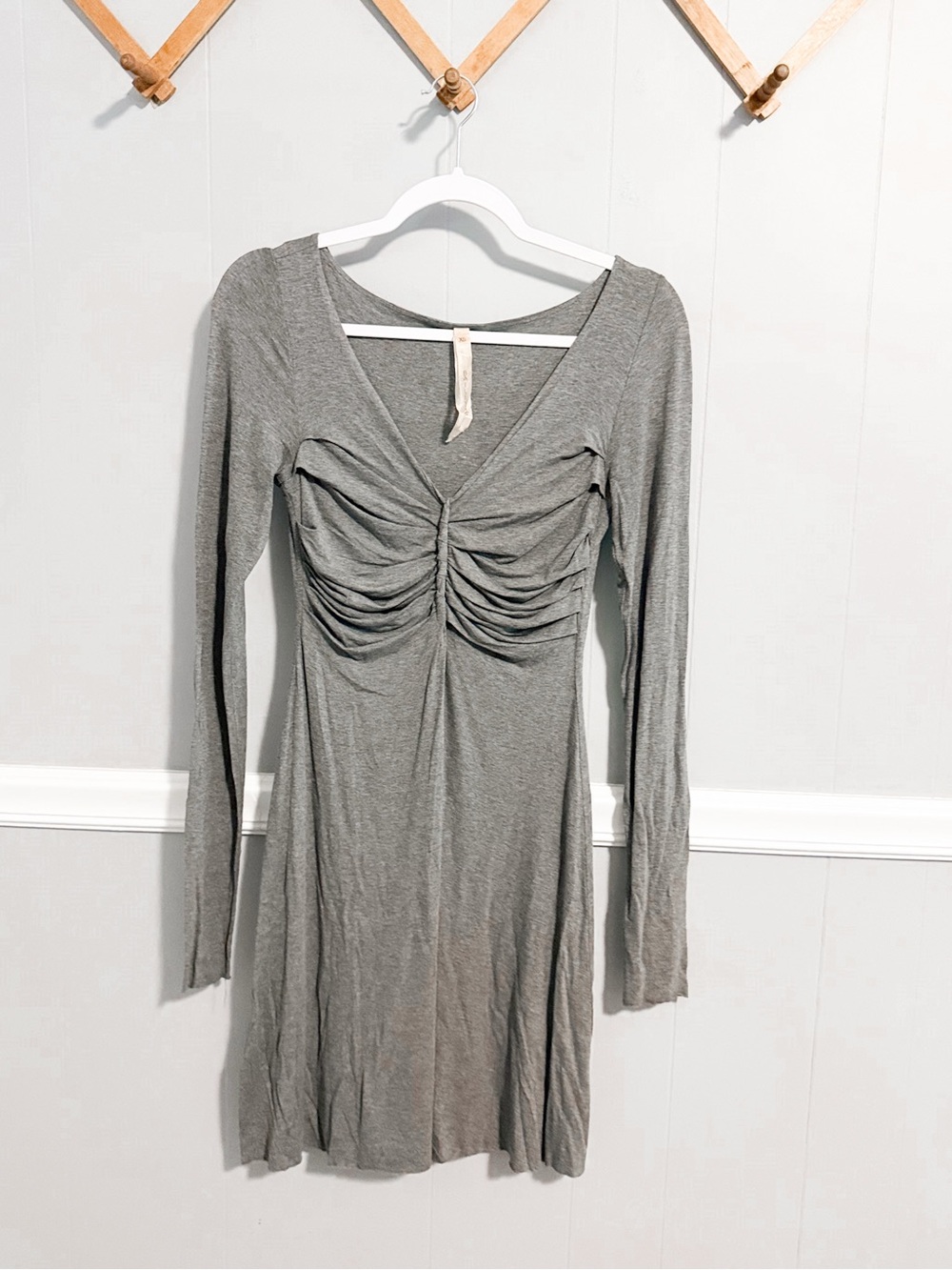 Bailey 44 Gray Long Sleeve Ruched V-Neck Women's Dress